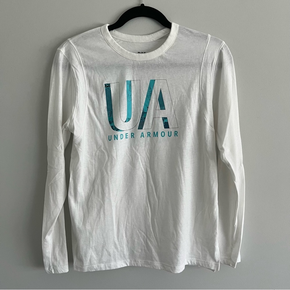 UA Long Sleeve Loose Heatgear Medium Shirt